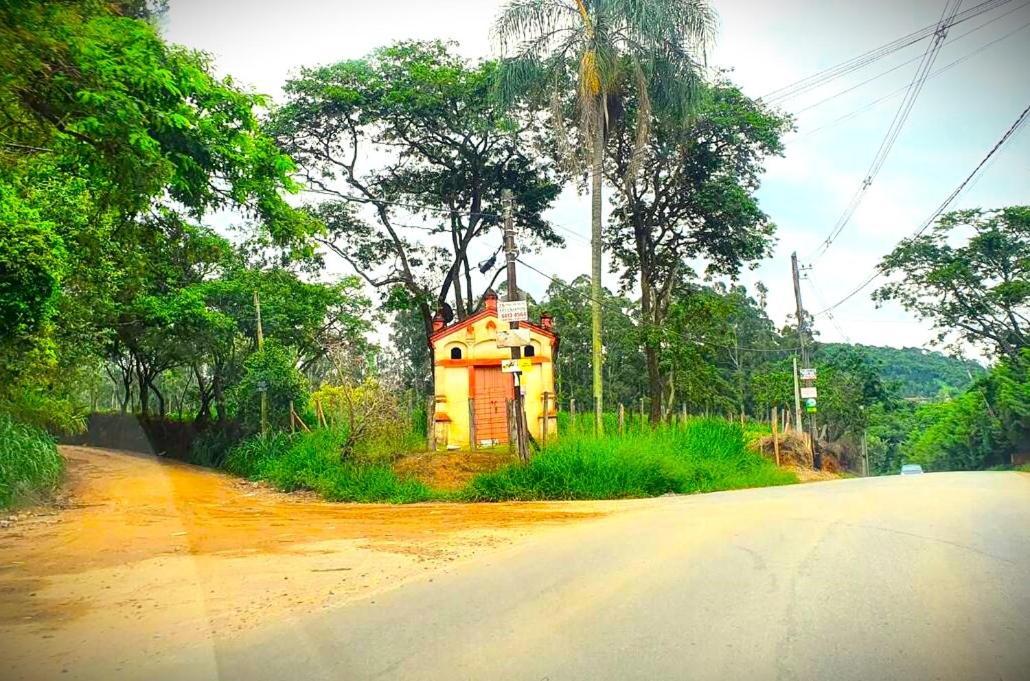 Chacara Atibaia Com Casa Na Arvore Esterno foto